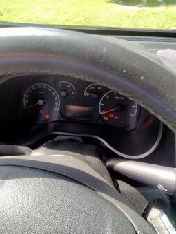Rodej osobního vozu Opel Combo  ECOFlex - 12