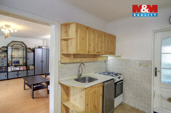 Prodej rodinného domu v Velvarech, ul. Slánská - 12