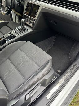 VW Passat 2.O BITDI 174KW ALLTRACK COMBI - 12