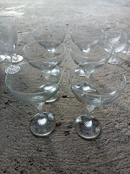Křišťálové sklenice, nekolik sad - 12