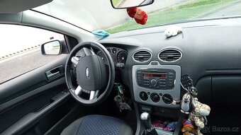 Ford Focus 1.6 74kw - 12