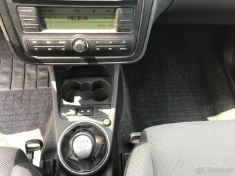 Škoda Fabia II kombi 1.2 HTP+LPG 174 000 km 51 kW ČR původ - 12