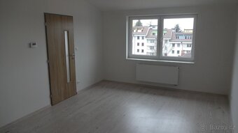 Pronájem bytu 2+KK - 12