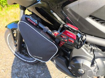 Honda NC 750X - 12