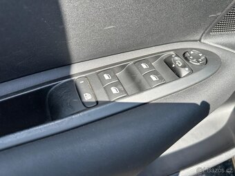 Citroën C4 1.6 HDI 80kw - 12
