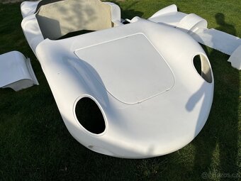 Karoserie Porsche 718 RSK - 12