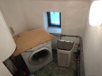 Rodinný dům k bydlení i rekreaci v Kotvrdovicích u Jedovnic - 12