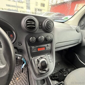 Mercedes-Benz Citan Ojeté, 3/2018, 241 454 km Cena 143000 Kč - 12