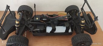 RC truggy 4x4 velikost 1:8 + nová baterie 14,8v 5400mAh.. - 12