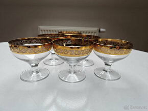 Sada ozdobných skleniček - 12