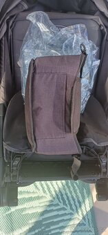 Kočárek Graco tříkolka - 12