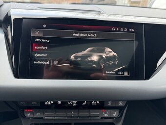 Audi e-tron GT quattro Panorama+HUD+Matrix+360Kamera - 12