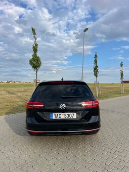 Volkswagen Passat B8 2.0 TDI 110KW DSG • 2019 • - 12