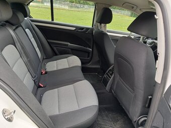 Škoda Superb rok 2012 2.0 TDI 103kw - 12