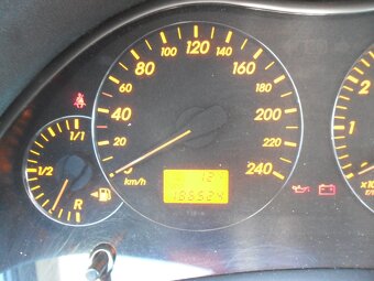 Toyota Avensis combi 1.8i/95 kw - Benzín - 12