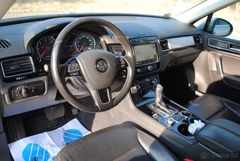 VW TOUAREG 3.0 TDI V6 - 4X4 193 KW TAŽNÉ - 12