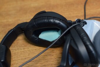 sluchátka Sennheiser HD 300 PRO - 12