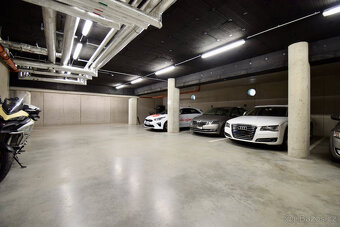 Pronájem bytu 1+kk, Slavonínská, Olomouc, 15 500 Kč/měs, 41  - 12