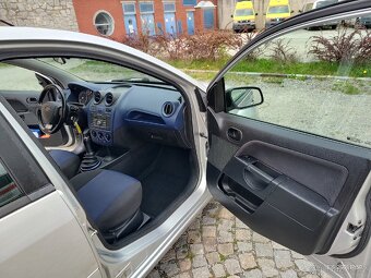 Ford Fiesta 2008 1.3 51kw, benzín - 12