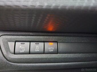 PEUGEOT 2008 ALLURE, 110k, AUTOMAT, PANORAMA, PRVNÍ MAJITEL - 12