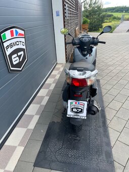Honda Sh 125i rok 2006 pouze 13895 po 1 majitel  - 12