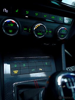 Škoda Octavia 3 RS Challenge 2.0Tdi 135kw manuál - 12