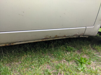 Fiat Punto 188 1.2 8v rok 2008 VADNÉ SERVO - 12