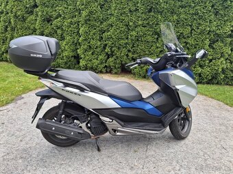 HONDA FORZA 125 - 12