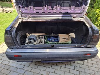 Audi 80 coupe GT B2  r.v. 1985   2.0 85 KW - 12