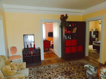 Prodej rodinného domu, 269 m² + pozemek 2 528 m² – Jesenice - 12