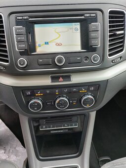 Seat  Alhambra 2.0 Tdi 103Kw , 4/2013,  7 MÍST ,2 majitel - 12