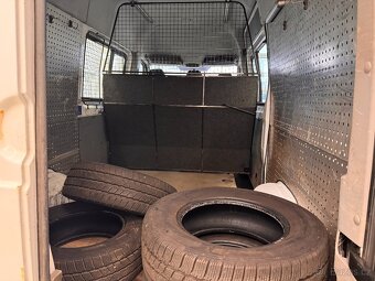 Prodám Mercedes-Benz sprinter 310CDI 2.2 70 kW 2010 141 87 - 12