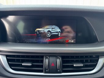 Alfa Romeo Stelvio 2,0 TI Q4 VELOCE 2.maj původČR - 12