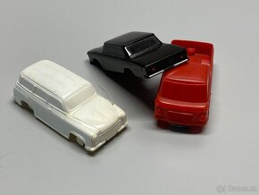 hračky staré hračky autíčka igra stará autíčka retro - 12