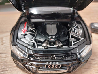 model auta Audi RS7 Sportback + dialkové +svetlá 1:18 - 12