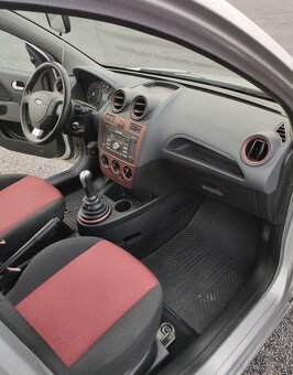 Ford Fiesta 1.3 51kw r.v. 11/2007 původ ČR - 12