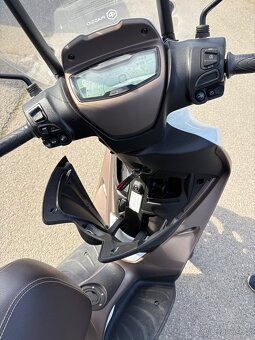 Piaggio Medley 125 - 12