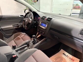 Volkswagen Golf 5 1,4 TSI GT VÝHŘEV ALU STK - 12