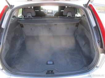 VOLVO XC60 2,4D 120kw AWD GPS Auto 10/2013 - 12
