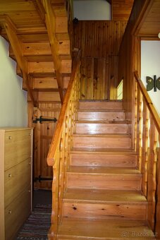 Prodej domu 320 m2 s pozemkem 1491 m2 v Radešově u Čestic - 12