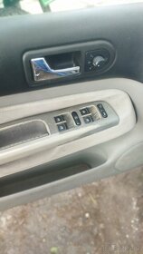 Golf IV 1.6i 74kw AKL - 12