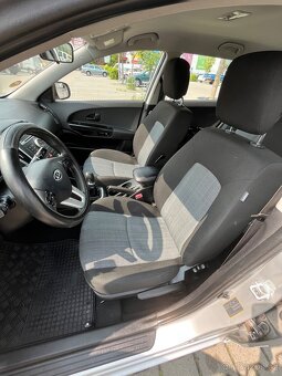 Prodám auto KIA CEED - 12