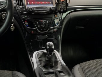 Opel Insignia Sedan 2.0 CDTI 125 kW | 6st. manuál | 2015 - 12