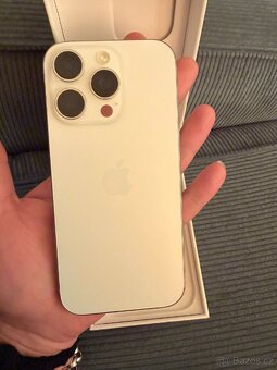 Apple IPhone 16 pro 256 GB , v záruce - 12
