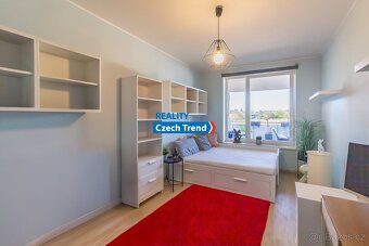 Prodej bytu 3+kk, 85 m2 s lodžií 23 m2 a parkovacím stáním - - 12