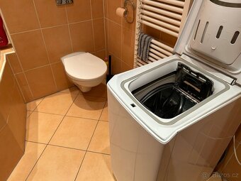 Pronájem bytu 2+KK ulice Mattioliho Praha 4 Zaběhlice - 12