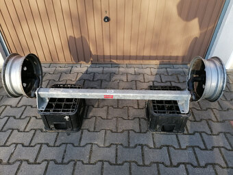 Náprava Knott VG7-L + disky - 12