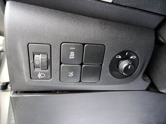 Peugeot 301 1.2 PureTech Active rv.2014 ČR - 12