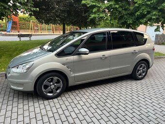 Ford S-max 2.0 TDCi 103kw, ČR - 2.majitel, 7. Míst - 12