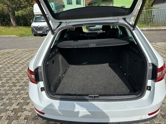 Škoda Superb 2.0Tdi 110kw style Dsg 1 majitel 2021 - 12